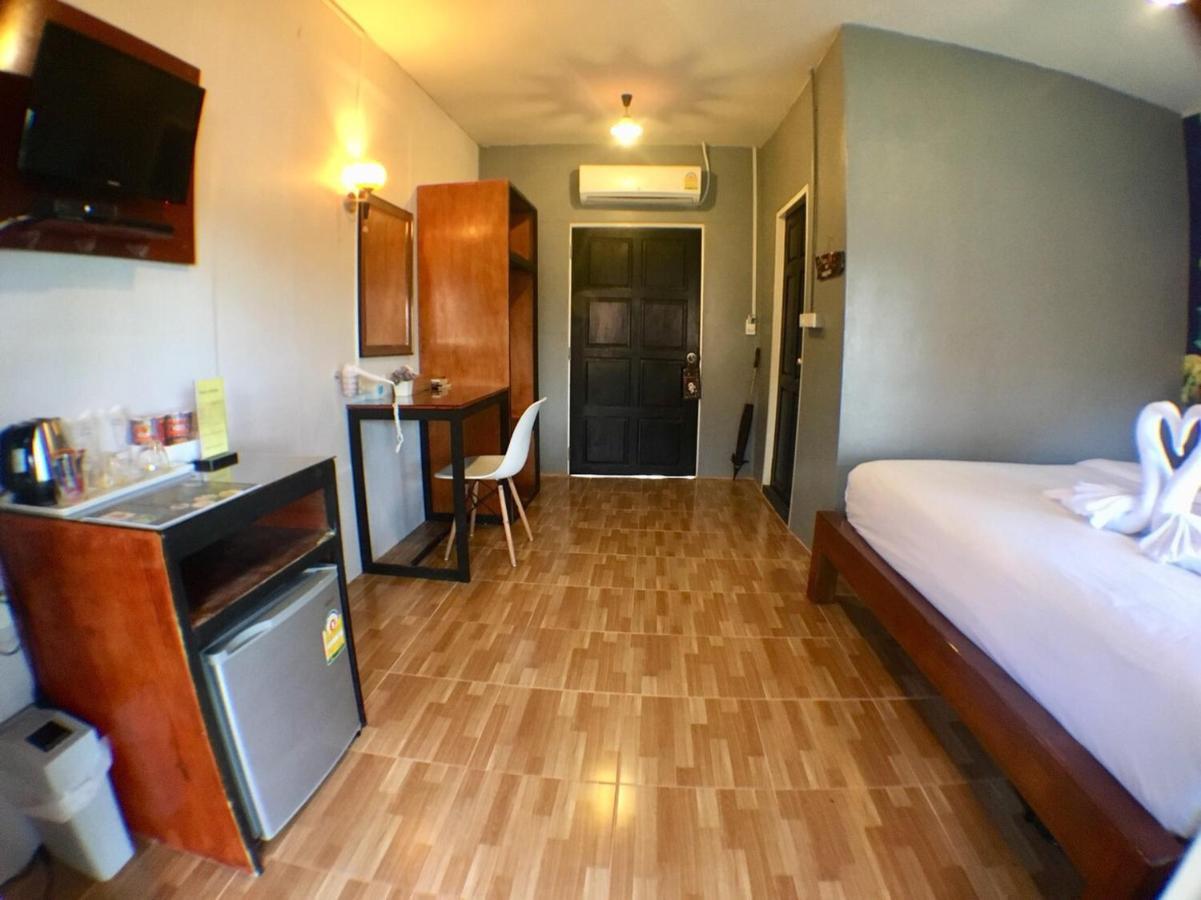 Baan Artima Mini Resort 丽贝岛 外观 照片